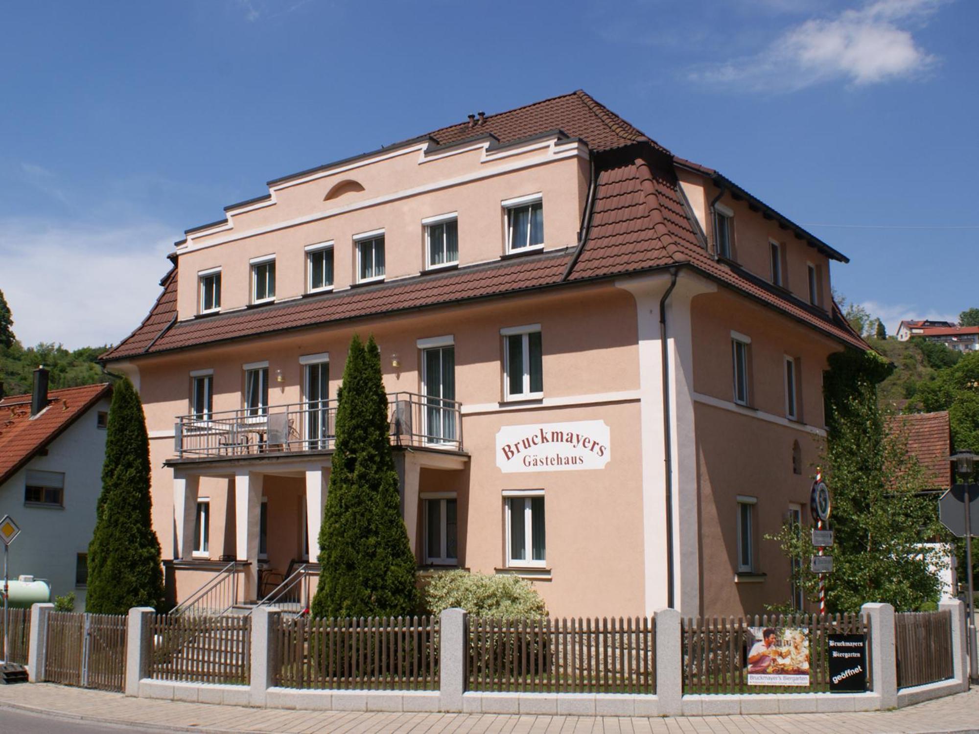 Bruckmayers Gästehaus Pottenstein Exterior foto