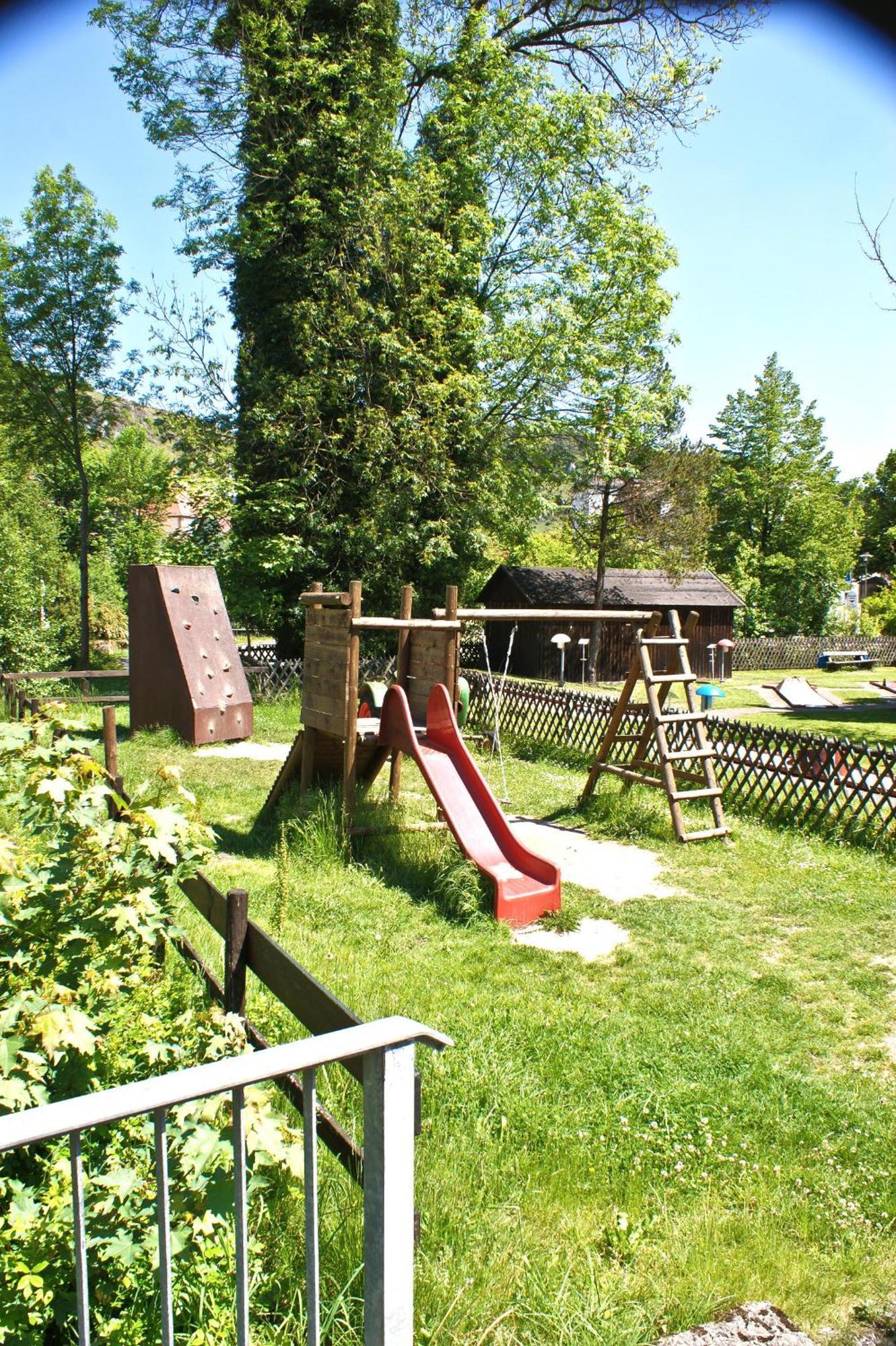 Bruckmayers Gästehaus Pottenstein Exterior foto